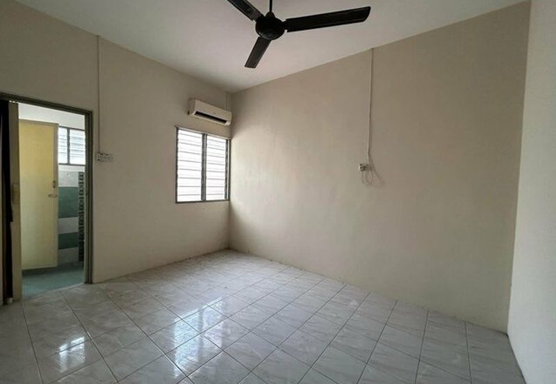 Cheap Sale 5 Room 2.5 Storey Menglembu Impiana Adril Wang Bestari Timur Bukit Merah Lahat