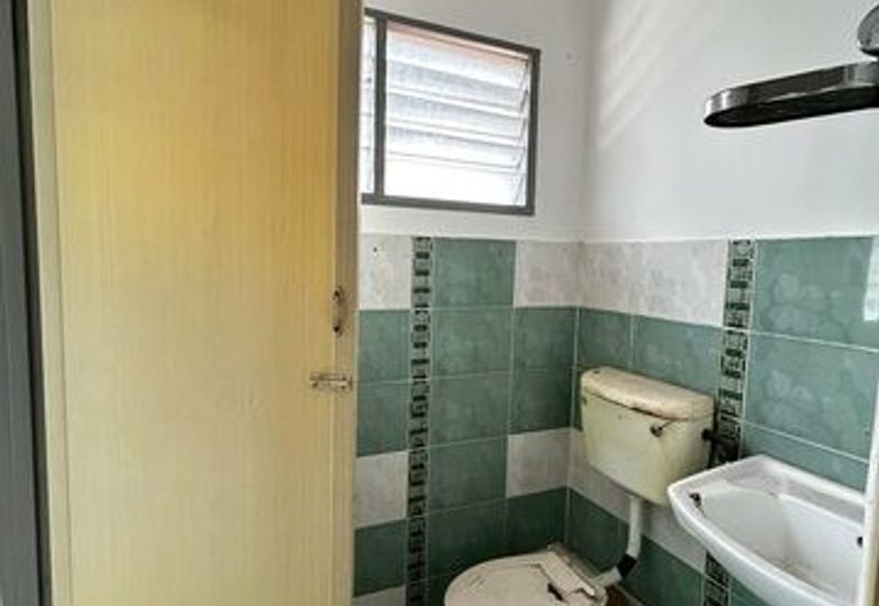 Cheap Sale 5 Room 2.5 Storey Menglembu Impiana Adril Wang Bestari Timur Bukit Merah Lahat