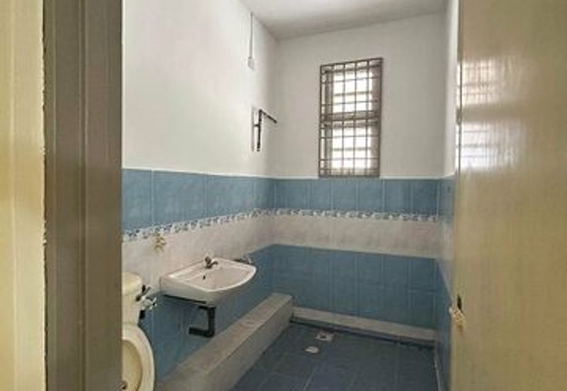 Cheap Sale 5 Room 2.5 Storey Menglembu Impiana Adril Wang Bestari Timur Bukit Merah Lahat