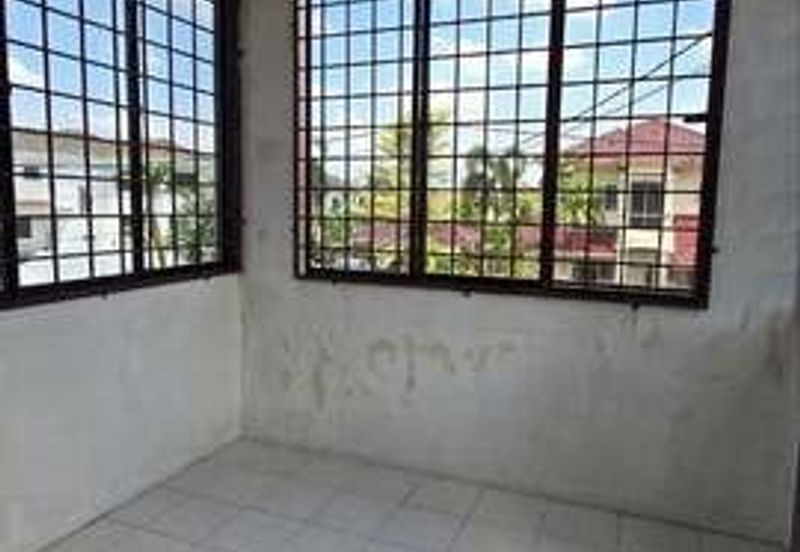 Cheap Sale Bungalow 40*90 Pasir Puteh Station 18 Pengkalan Ipoh Town Shatin Sppk