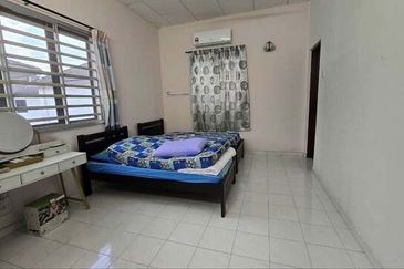 Cheap Sale Bungalow 40*90 Pasir Puteh Station 18 Pengkalan Ipoh Town Shatin Sppk