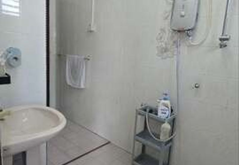 Cheap Sale Bungalow 40*90 Pasir Puteh Station 18 Pengkalan Ipoh Town Shatin Sppk