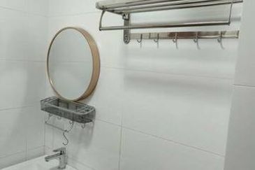 Cheap Sale 2 Room Good Investment Horizon Condo Fair Park Greentown Ipoh Garden Canning