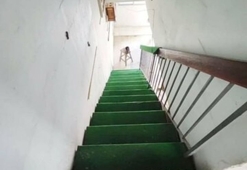 Corner Double Storey Full Loan Low Down Pengkalan Indah Desa Pakatan Station 18 Pinji Mewah