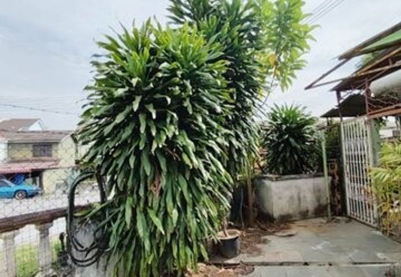 Corner Double Storey Full Loan Low Down Pengkalan Indah Desa Pakatan Station 18 Pinji Mewah