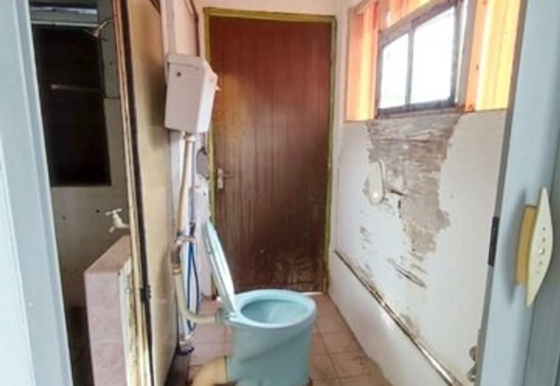 Corner Double Storey Full Loan Low Down Pengkalan Indah Desa Pakatan Station 18 Pinji Mewah