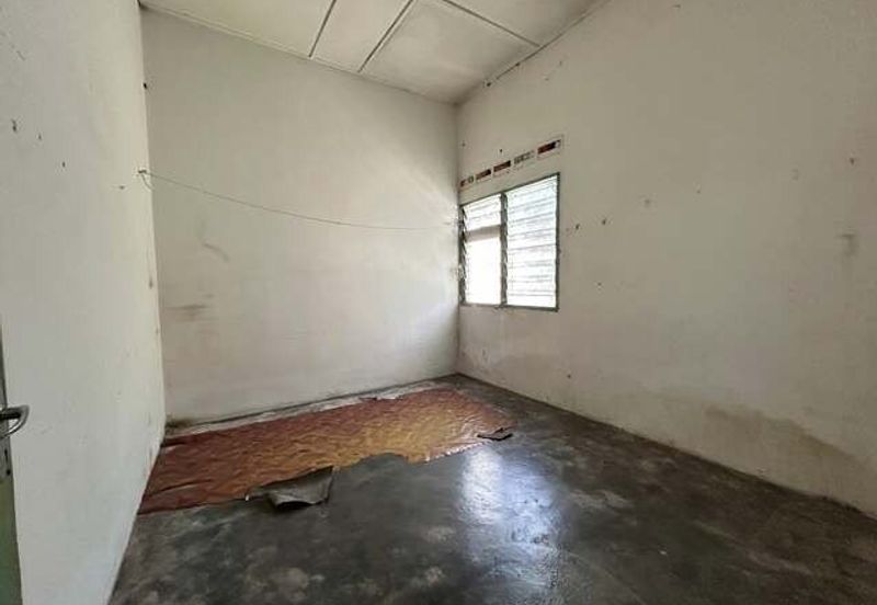 Full Loan Cheap Sale 22x75 Single Storey Lahat Sri Wang Badri Shah Desa Baru