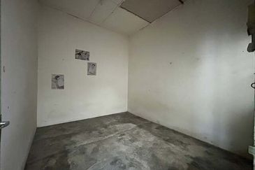 Full Loan Cheap Sale 22x75 Single Storey Lahat Sri Wang Badri Shah Desa Baru