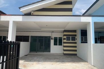 Renovated Full Loan 20x70 Single Storey Lahat Sri Wang Badri Shah Desa Baru