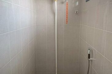 Renovated Full Loan 20x70 Single Storey Lahat Sri Wang Badri Shah Desa Baru