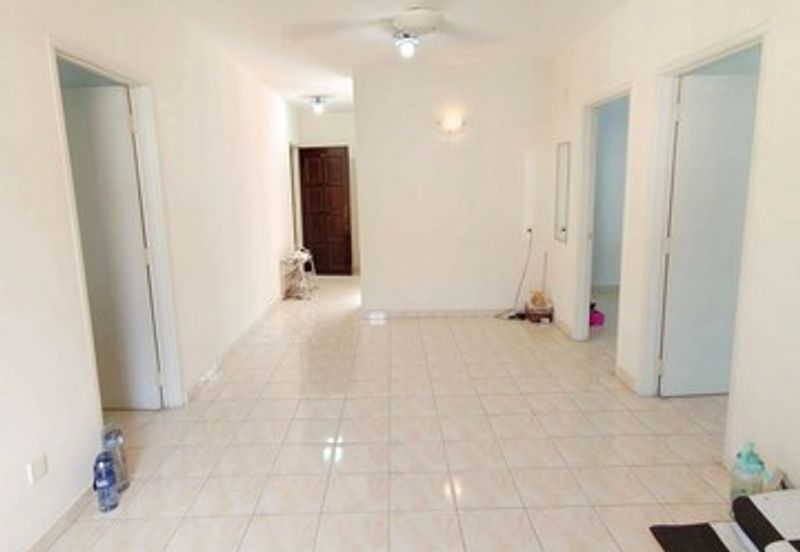 Fully Furnish Mid Floor Permai Lake View Bandar Baru Putra Garden Alpine Pakatan Jaya