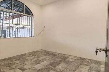 Modern Refurbish FREEHOLD Klebang Restu Single Storey Ria Putra Sri Kelebang