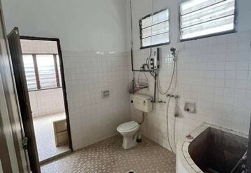 Easy Parking New Paint Semi D Single Storey Simee Ipoh Garden Canning Fair Park