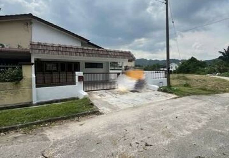 Easy Parking New Paint Semi D Single Storey Simee Ipoh Garden Canning Fair Park
