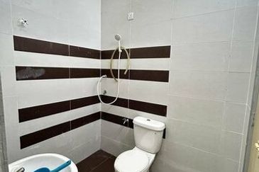 Big Size Corner Lot 3820sf Lahat Bestari Bistari Mines Gerbang Baru Sri Wang Badri Shah 