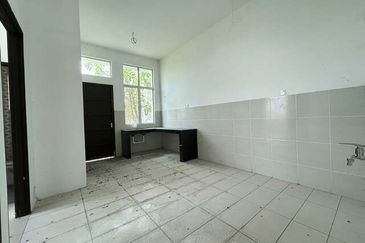 Gate Guard Cheap New Semi D Single Storey)Klebang Baiduri Kelebang Bertuah Bayu