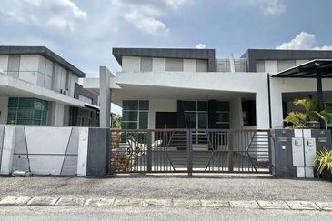 Gate Guard Cheap New Semi D Single Storey)Klebang Baiduri Kelebang Bertuah Bayu