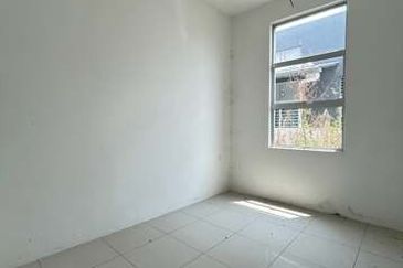 Gate Guard Cheap New Semi D Single Storey)Klebang Baiduri Kelebang Bertuah Bayu