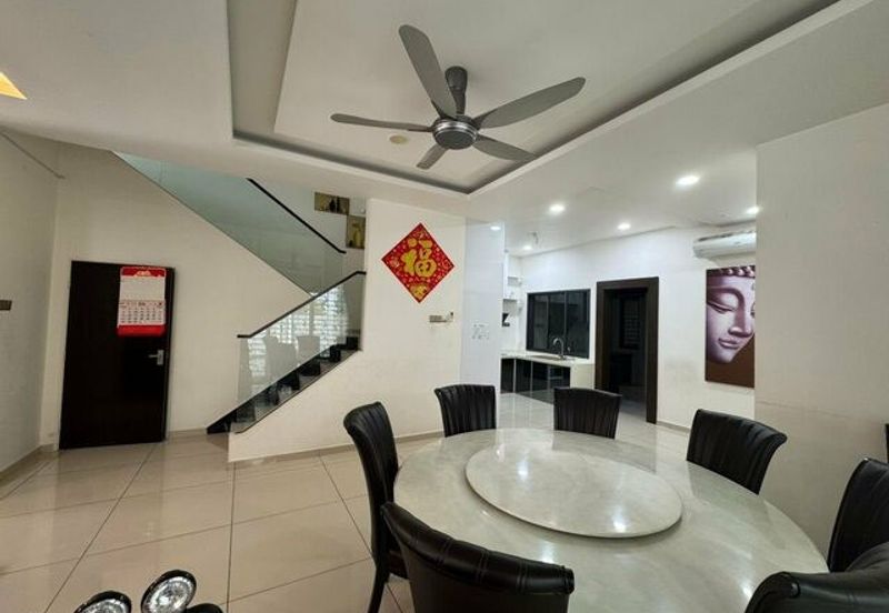 FREEHOLD Gate Guard High End Area SERI TERATAI BOTANI Gulf Panorama Lapangan Perdana