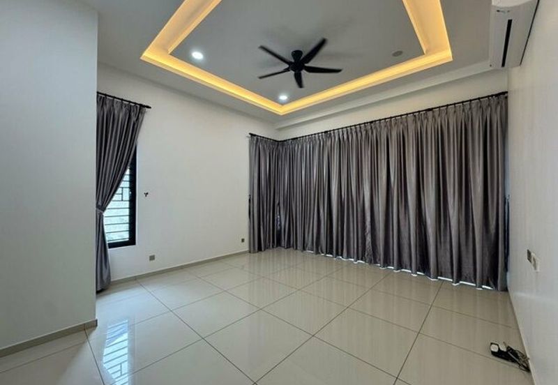 FREEHOLD Gate Guard High End Area SERI TERATAI BOTANI Gulf Panorama Lapangan Perdana