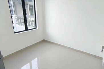 Brand New Semi D Pengkalan Elemen 18 Timah Bersatu Pinji Mewah Perdana Indah Station 18