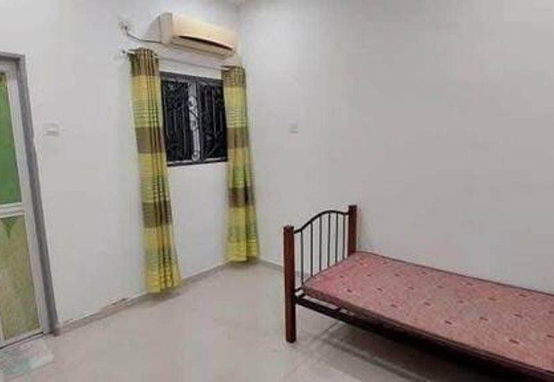 Gate Guard Partly Furnish Pengkalan Precinct 18 Station 18 Pasir Puteh Pinji Indah Tiara Mewah