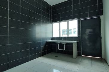 Big Corner 40*80 Single Storey Tambun Bercham Bandar Baru Putra Tanjung Rambutan