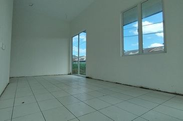 Big Corner 40*80 Single Storey Tambun Bercham Bandar Baru Putra Tanjung Rambutan