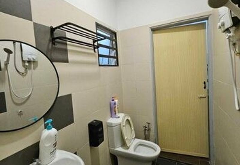 Fully Furnish Gate Guard Pengkalan Precint 18 Pasir Puteh Station 18 Indah Pinji Mewah Tiara