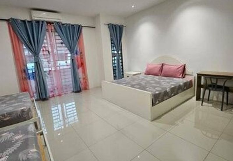 Fully Furnish Gate Guard Pengkalan Precint 18 Pasir Puteh Station 18 Indah Pinji Mewah Tiara