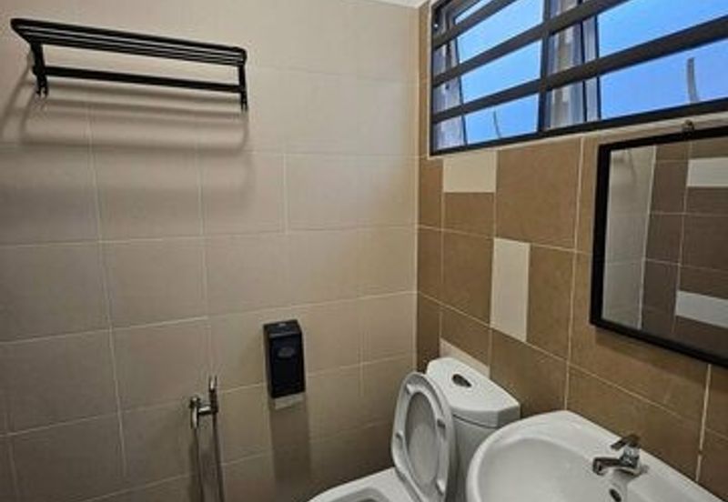 Fully Furnish Gate Guard Pengkalan Precint 18 Pasir Puteh Station 18 Indah Pinji Mewah Tiara