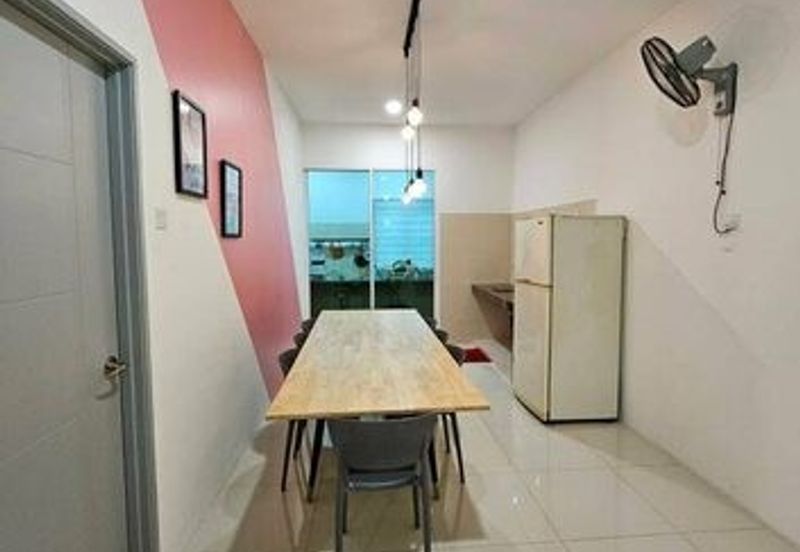 Fully Furnish Gate Guard Pengkalan Precint 18 Pasir Puteh Station 18 Indah Pinji Mewah Tiara