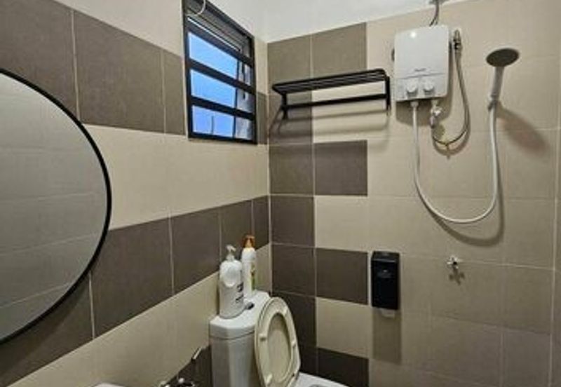 Fully Furnish Gate Guard Pengkalan Precint 18 Pasir Puteh Station 18 Indah Pinji Mewah Tiara