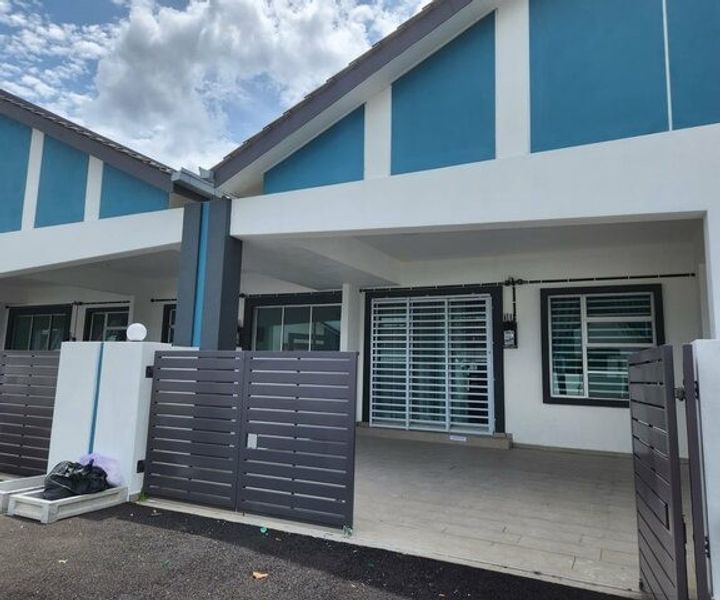 Gate Guard Meru Tropika Single Storey Fully Furnish)Perdana Klebang Chemor Chepor Jelapang, Perak, Chemor