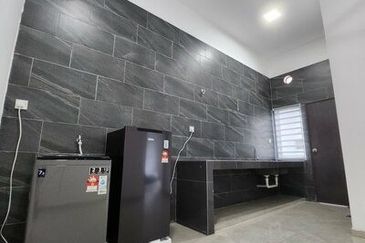 Gate Guard Meru Tropika Single Storey Fully Furnish)Perdana Klebang Chemor Chepor Jelapang