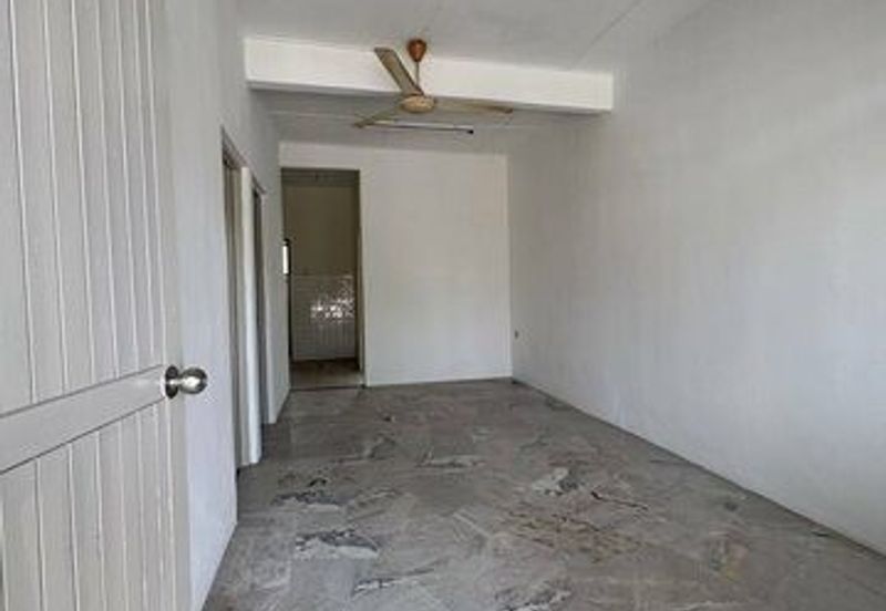 Newly Painted Move In Condition Buntong Ria Falim Mas Silibin Rishah First Garden Menglembu