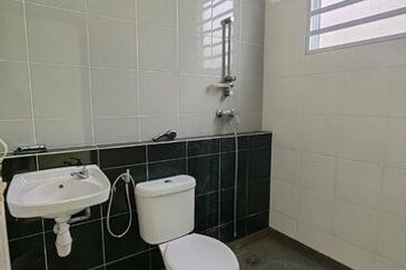 Newly Painted Good Condition Klebang Kelebang Mutiara Bayu Bertuah Putra Restu Tasek