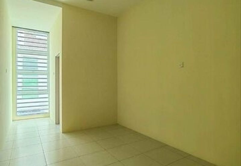 Newly Painted Good Condition Klebang Kelebang Mutiara Bayu Bertuah Putra Restu Tasek