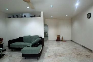 Big 20*75 Menglembu Wang Sepakat Adril Impiana Barat Timur Falim Kledang Bestari