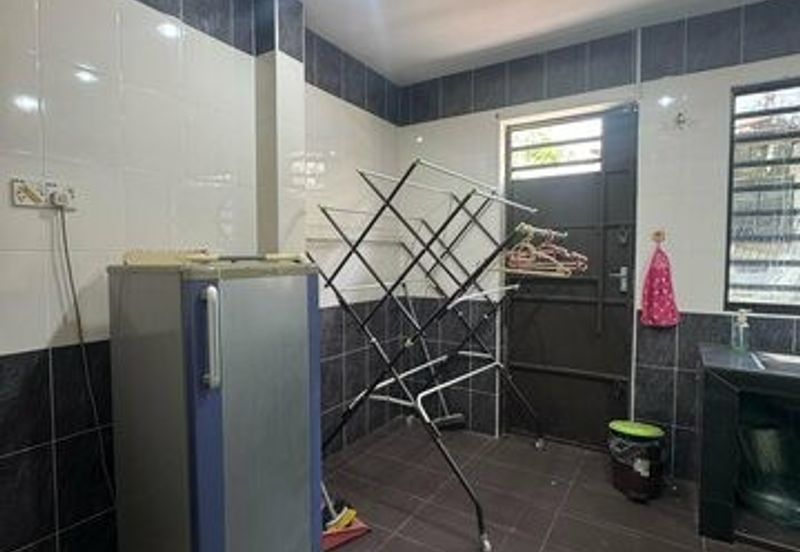 Big 20*75 Menglembu Wang Sepakat Adril Impiana Barat Timur Falim Kledang Bestari