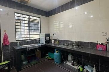 Big 20*75 Menglembu Wang Sepakat Adril Impiana Barat Timur Falim Kledang Bestari