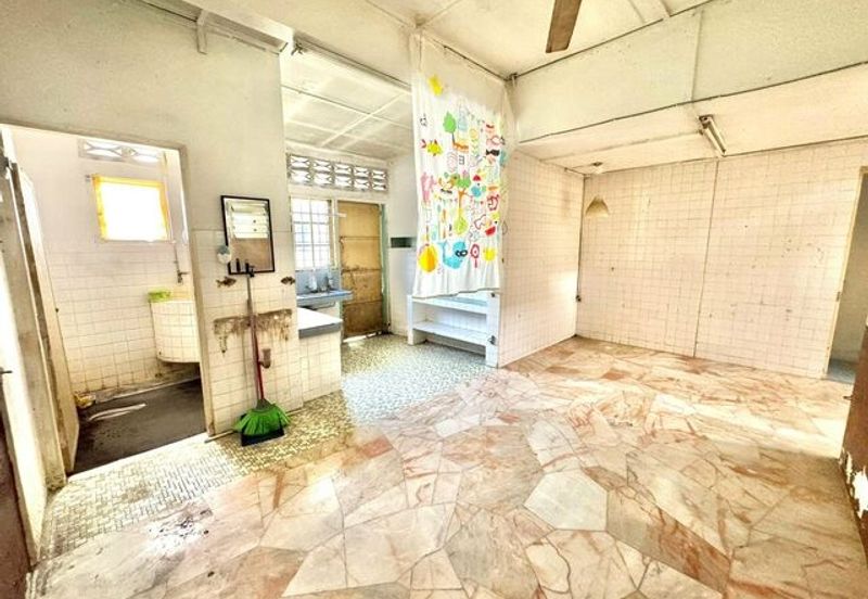 FREEHOLD Cheap Sale Pasir Puteh Taman Boon Bak Shatin Pinji Station 18 Town Ipoh 