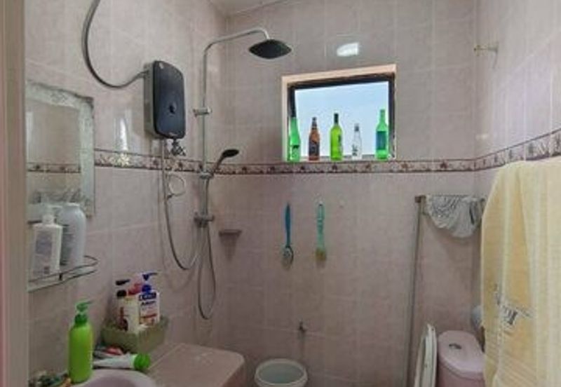 Walk to Shop Hot Area Ipoh Garden FREEHOLD 22*70 Canning Fair Park Simee Town