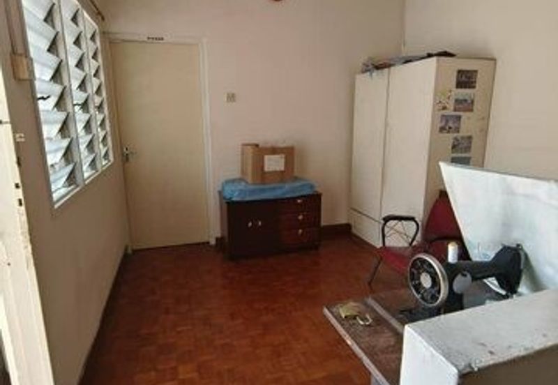 Walk to Shop Hot Area Ipoh Garden FREEHOLD 22*70 Canning Fair Park Simee Town