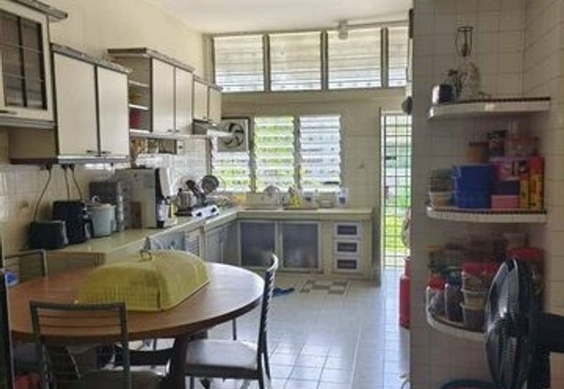 Walk to Shop Hot Area Ipoh Garden FREEHOLD 22*70 Canning Fair Park Simee Town