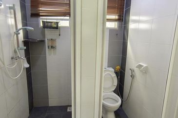 Taman Pengkalan Tiara