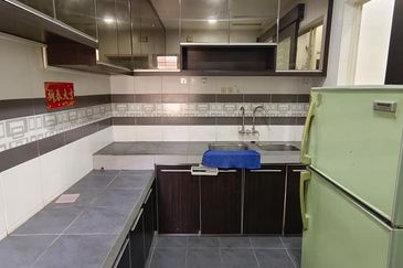 Taman Pengkalan Tiara