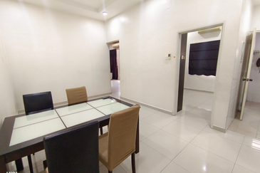 Taman Pengkalan Tiara