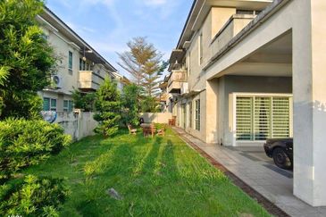 Taman Pengkalan Tiara