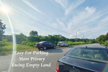 Taman Pengkalan Tiara